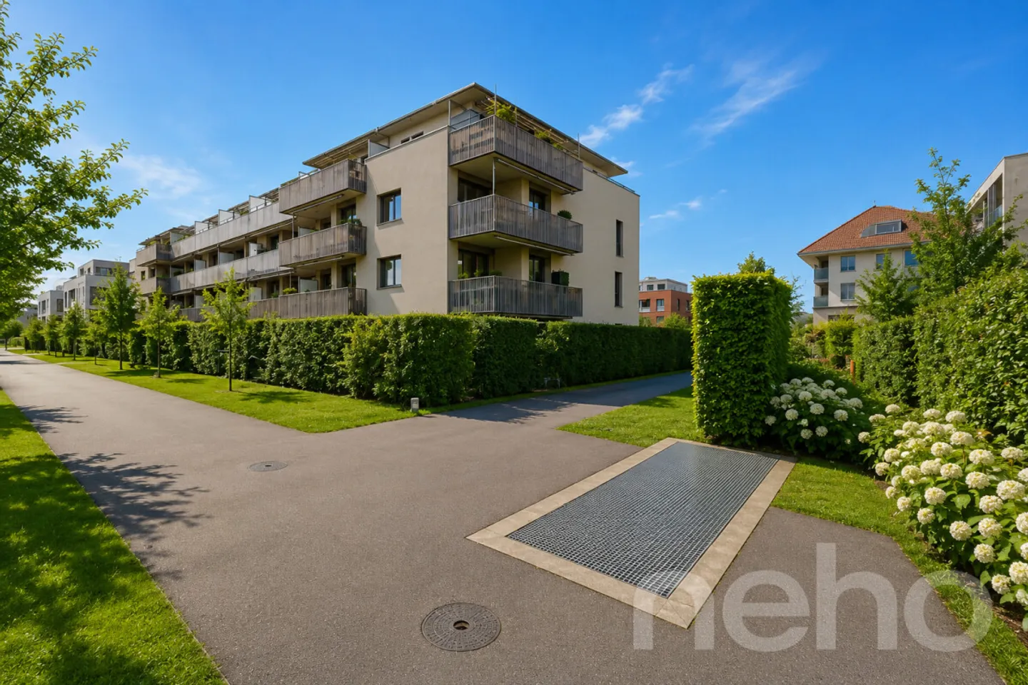 Charming Apartment with Garden - Photo 10 of 11