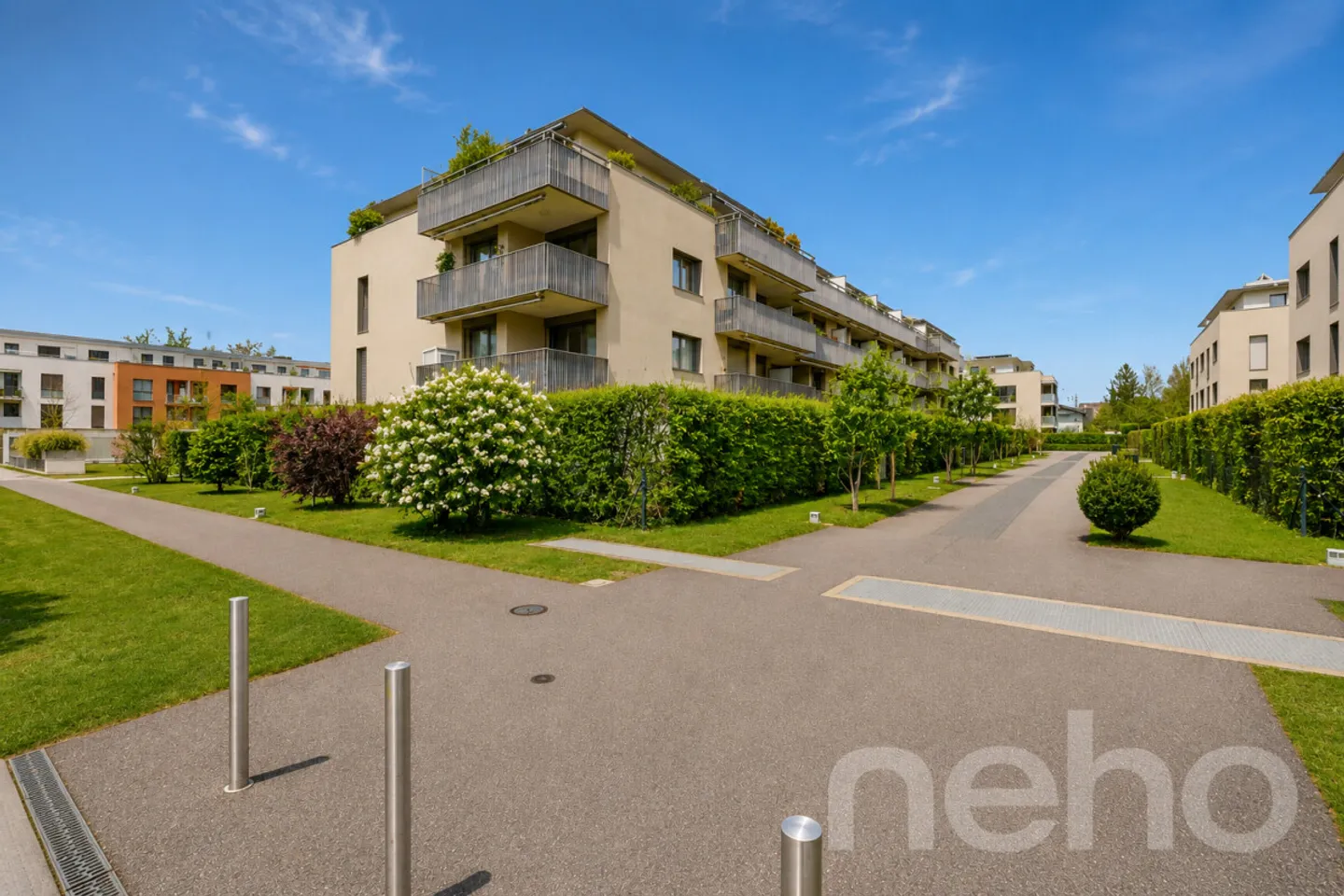 Charming Apartment with Garden - Photo 11 of 11