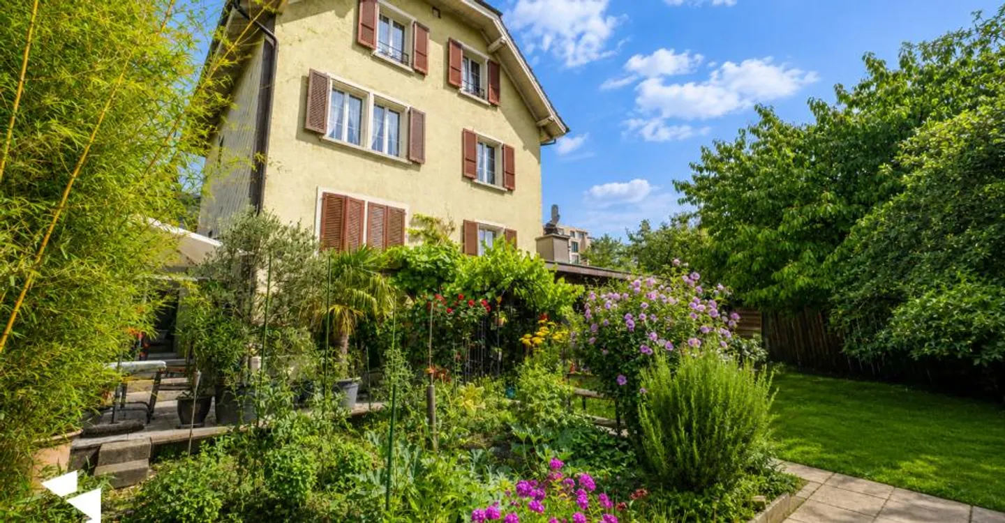Maison spacieuse à deux générations - Photo 1 sur 13