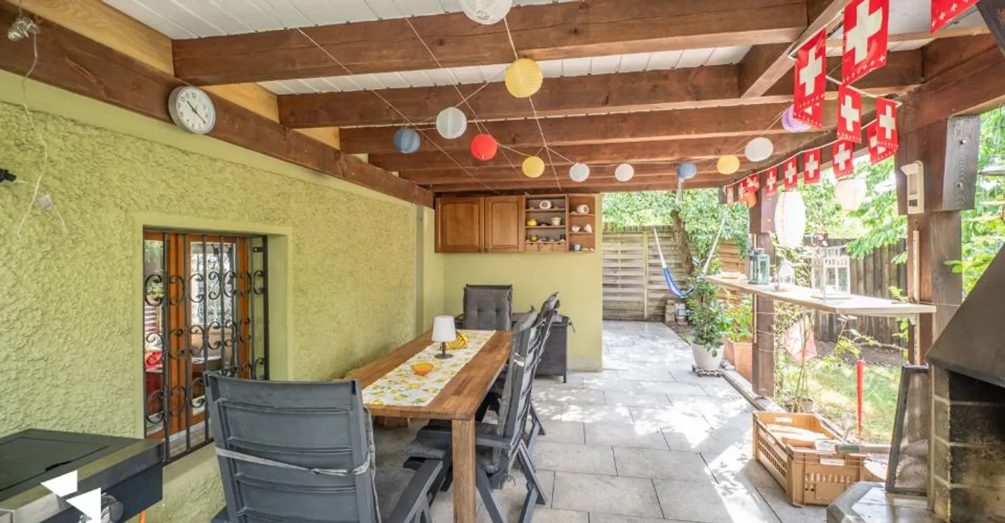 Maison spacieuse à deux générations - Photo 3 sur 13