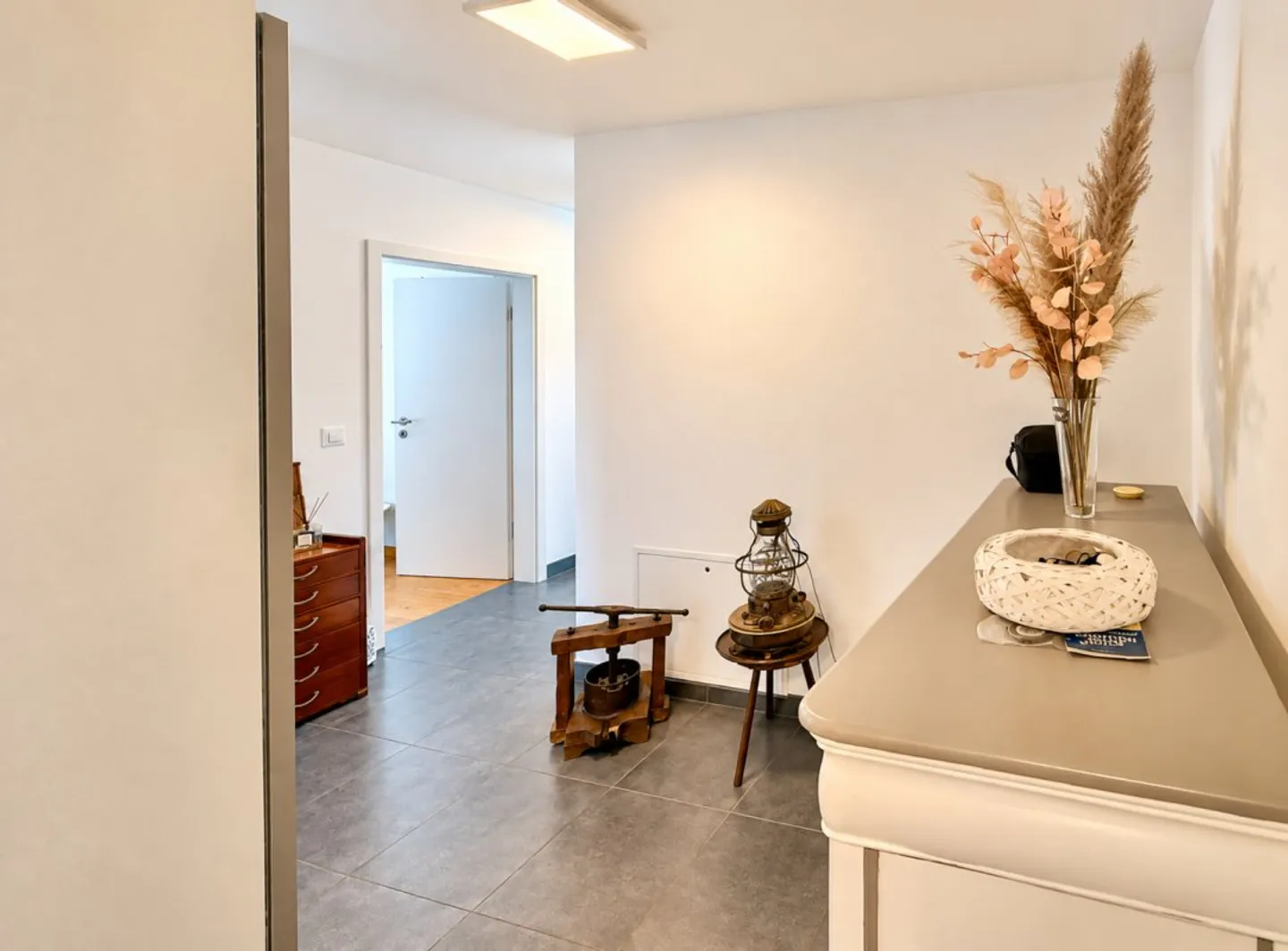 Luxuswohnung mit Privatgarten - Foto 23 von 28