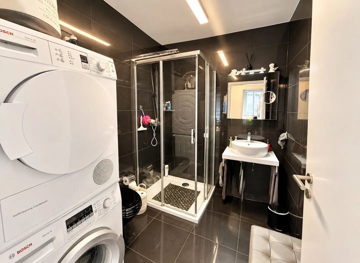 Luxuswohnung mit Privatgarten - Foto 28 von 28