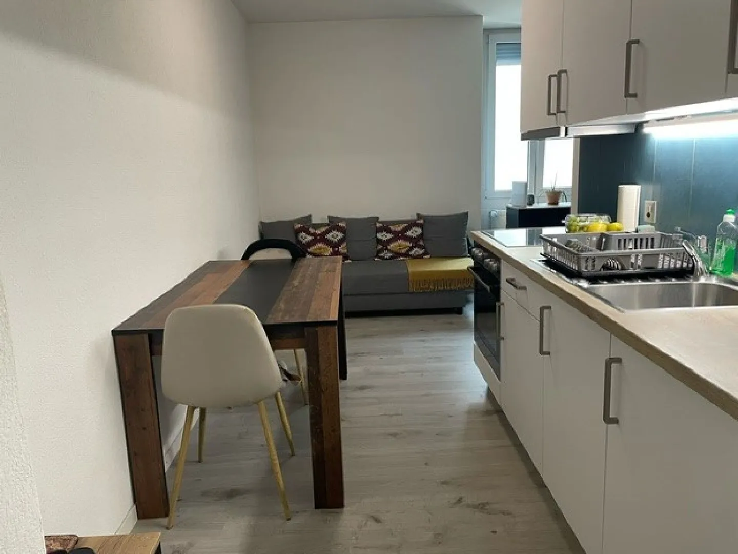 St-Imier, magnifique studio au rez-de-chaussée - Foto 2 di 6