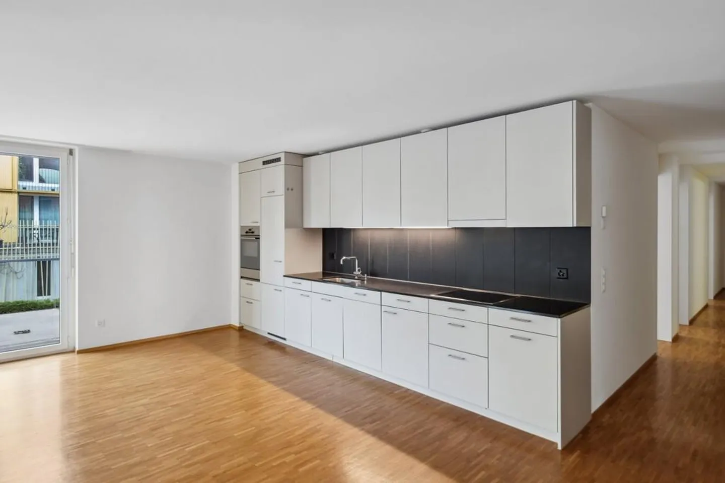 AFFITTARE SENZA CAUZIONE - Appartamento di 4,5 locali con grande studio - Foto 2 di 9