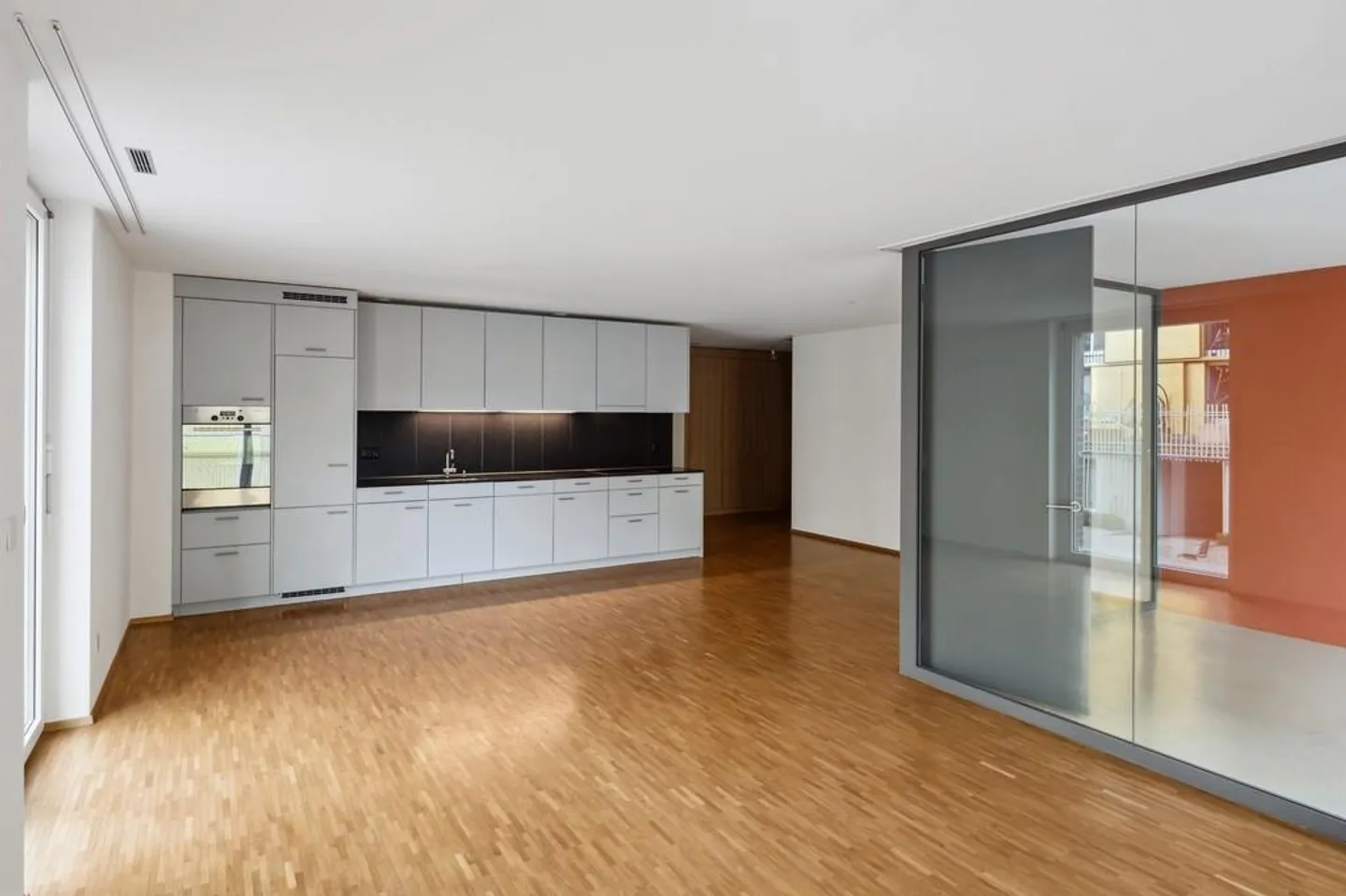 AFFITTARE SENZA CAUZIONE - Appartamento di 4,5 locali con grande studio - Foto 3 di 9