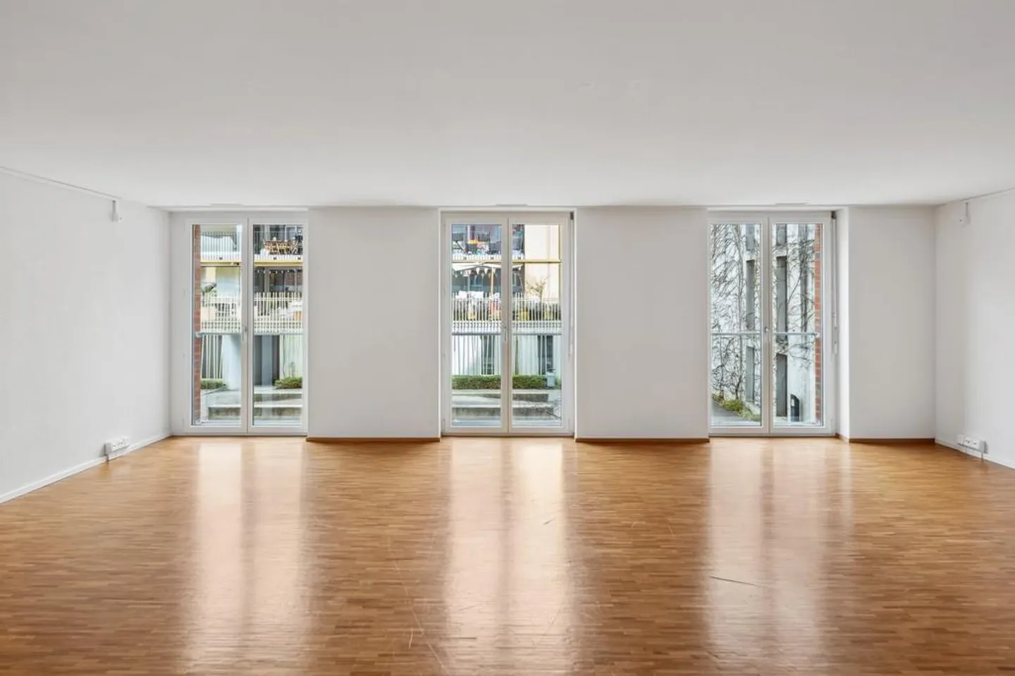 AFFITTARE SENZA CAUZIONE - Appartamento di 4,5 locali con grande studio - Foto 5 di 9