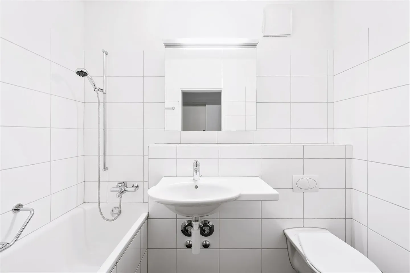 Appartamento da sogno di 4,5 stanze in una posizione tranquilla a Muttenz - Foto 4 di 8