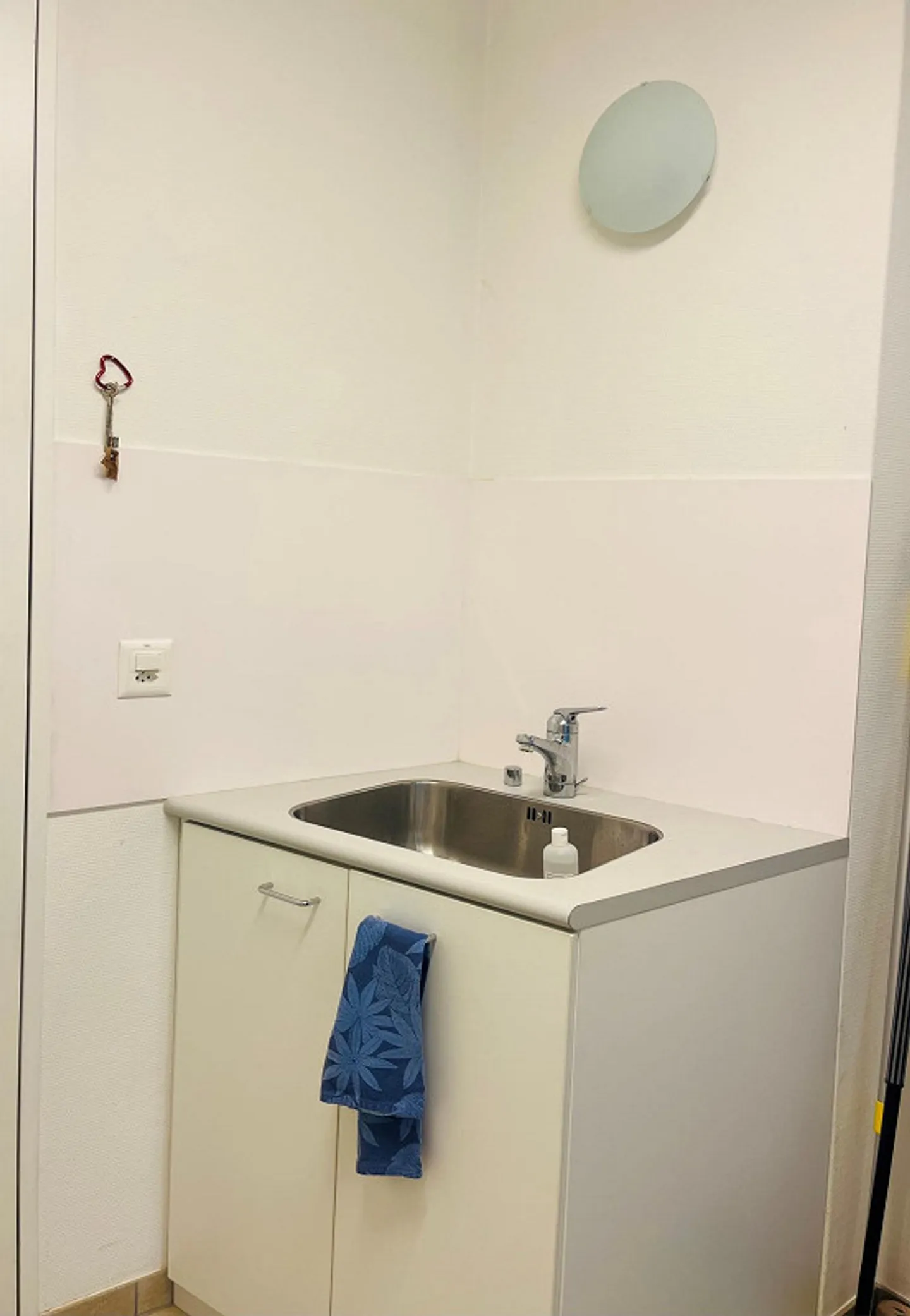Spazio commerciale attraente nel centro città - Foto 8 di 13