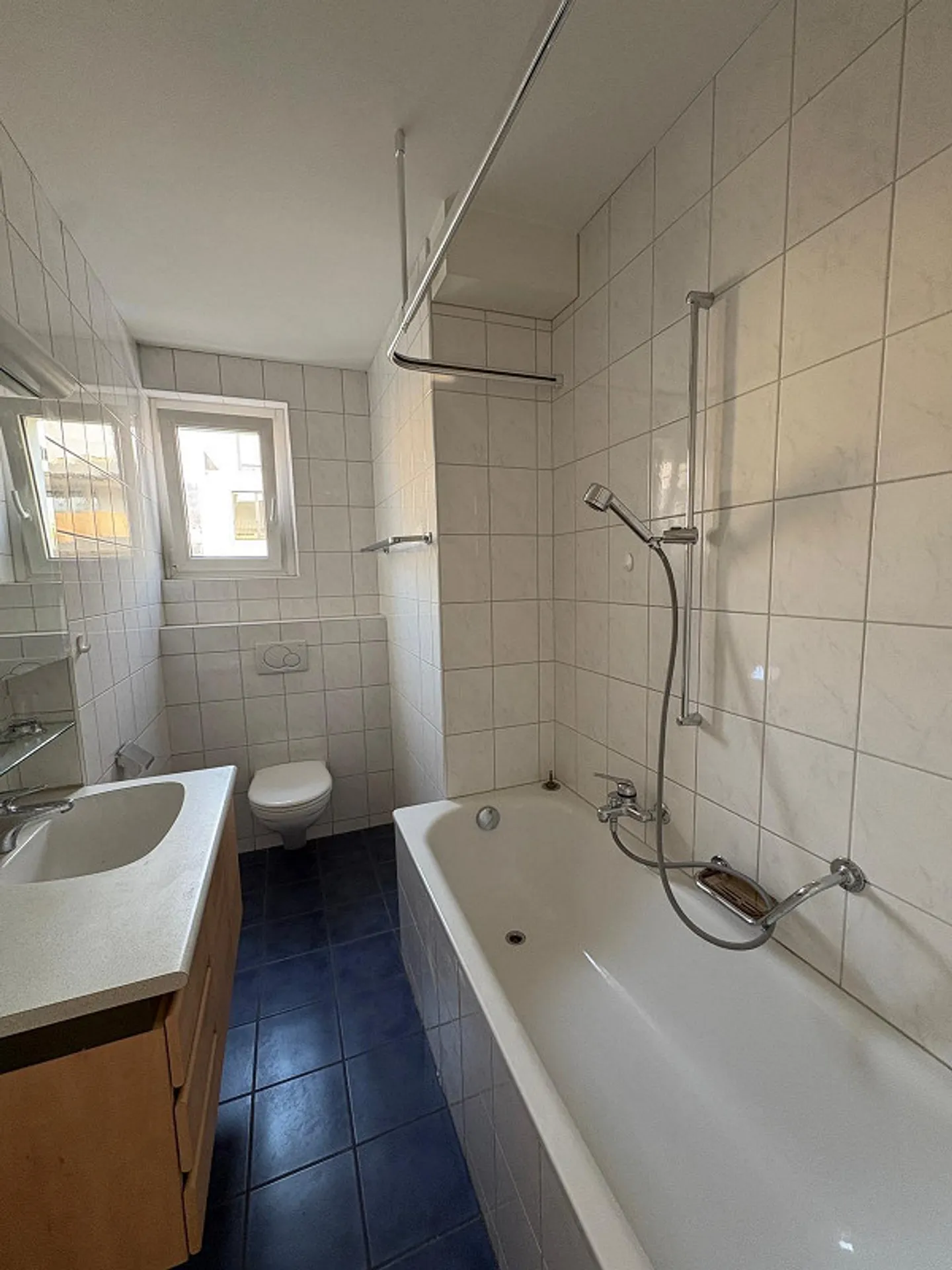 Appartement lumineux, partiellement rénové de 3½ pièces - Photo 6 sur 6