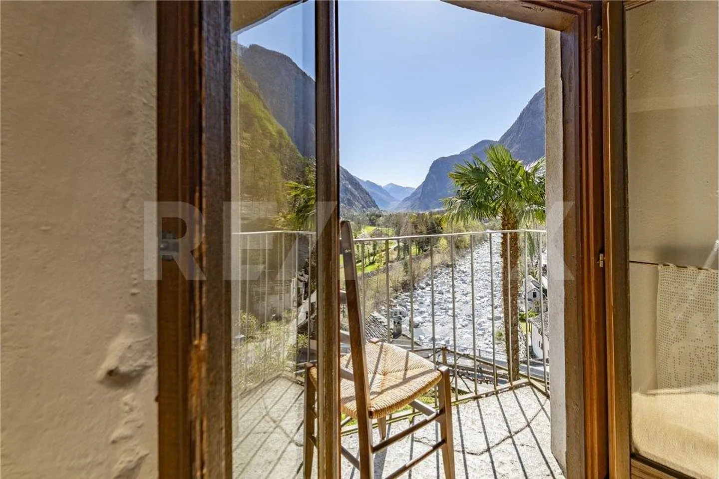 Holiday Apartment - Photo 7 of 13