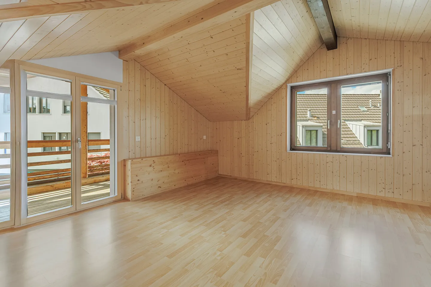 5.5 Room House - Photo 3 of 10
