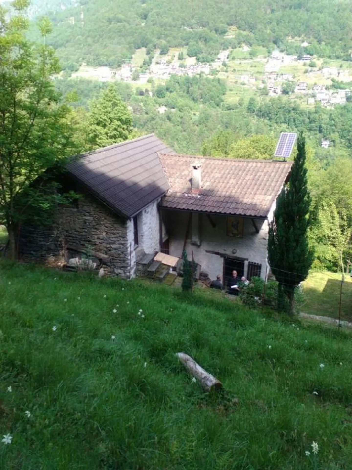 Rustico di 3,5 locali con ampio terreno - Foto 7 di 7
