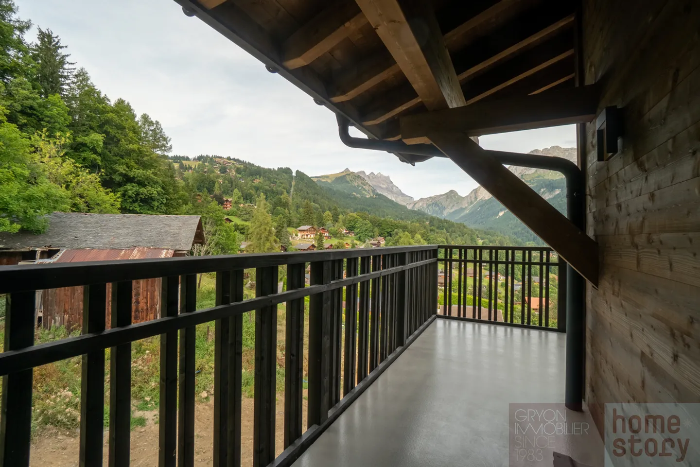 Elegante duplex alpino, 140 m² abitabili + garage, vicino a Barboleuse - Foto 13 di 15