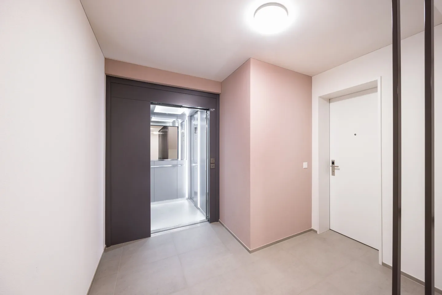 Civenne: Modern Apartment Living - Photo 8 of 19