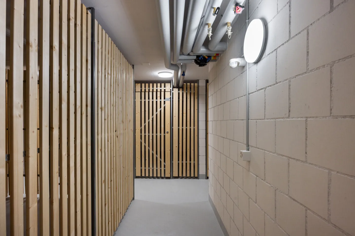 Civenne: Modern Apartment Living - Photo 12 of 19