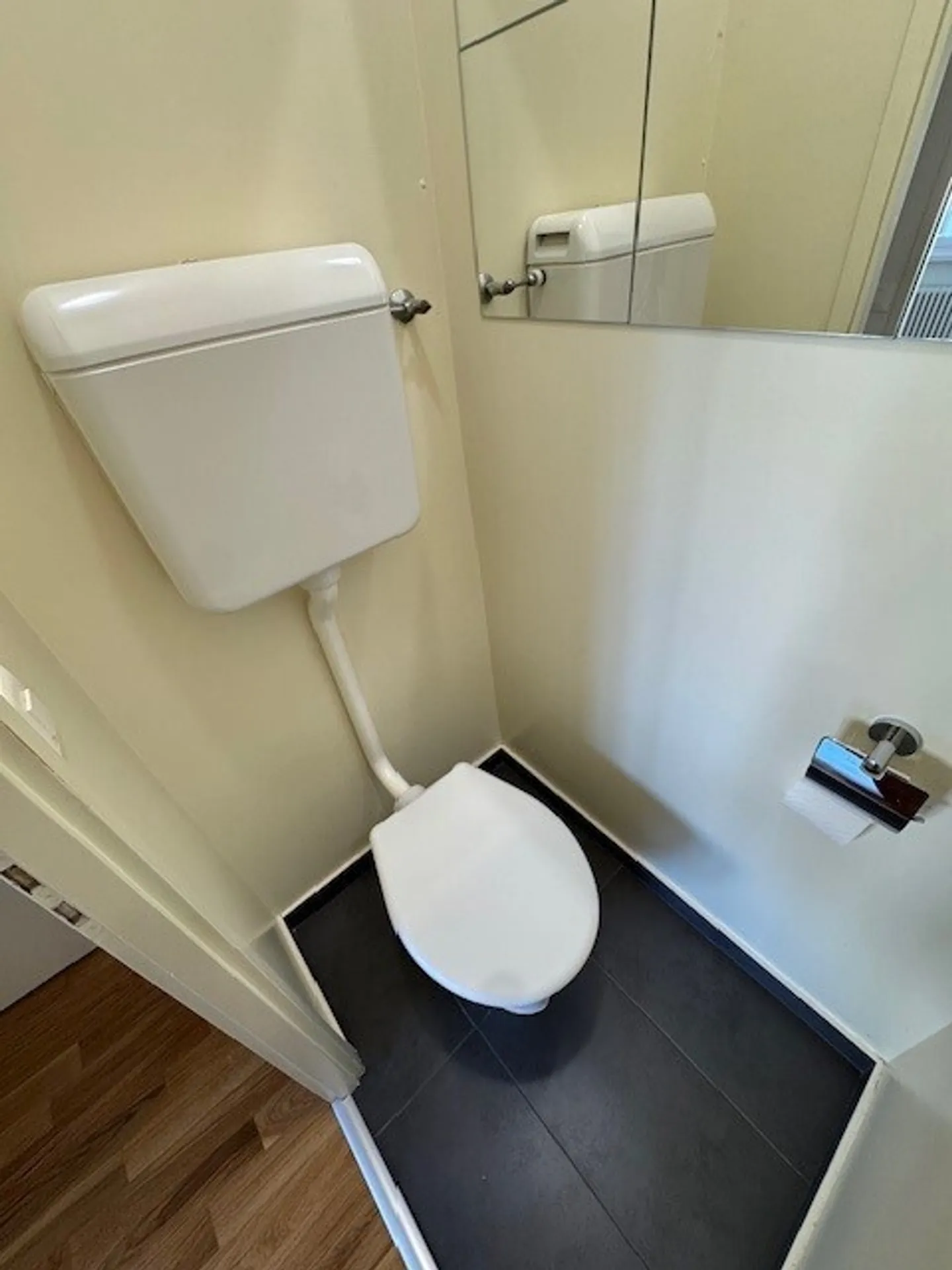 3-Zimmer-Wohnung im 4. Stock in Onex - Foto 8 von 9