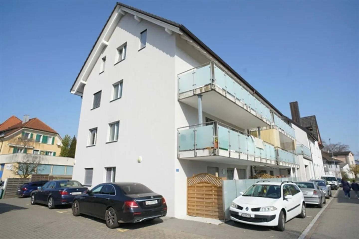 Two modern 3.5-room apartments in a very central and beautiful location - Photo 1 of 10