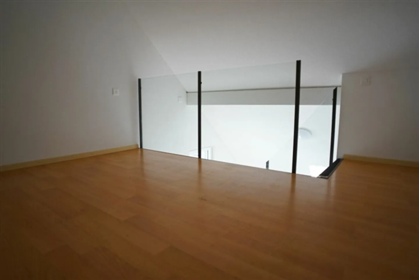 Two modern 3.5-room apartments in a very central and beautiful location - Photo 2 of 10