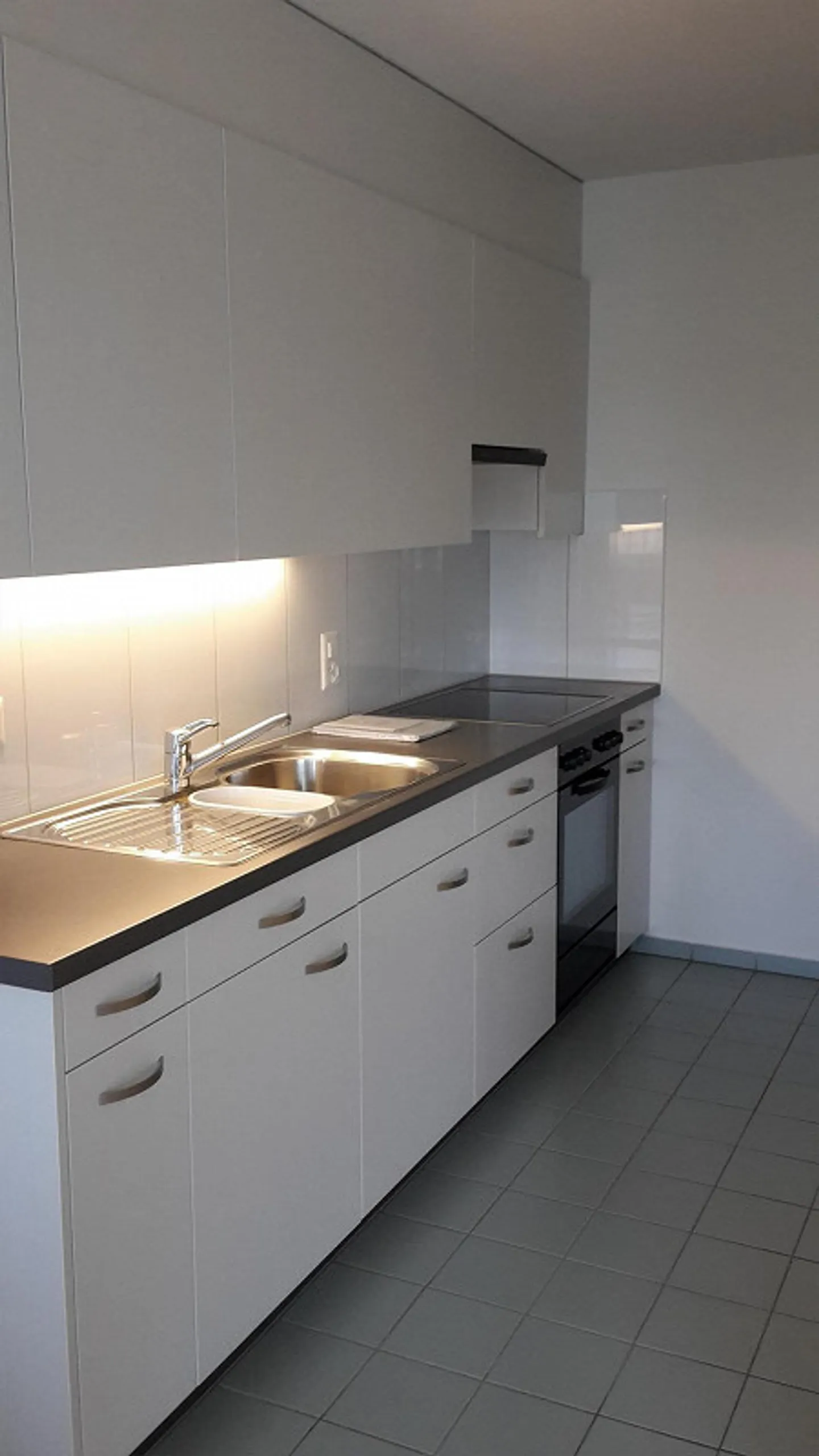 Appartement coopératif de 3,5 pièces à Bachenbülach vous attend! - Photo 6 sur 8