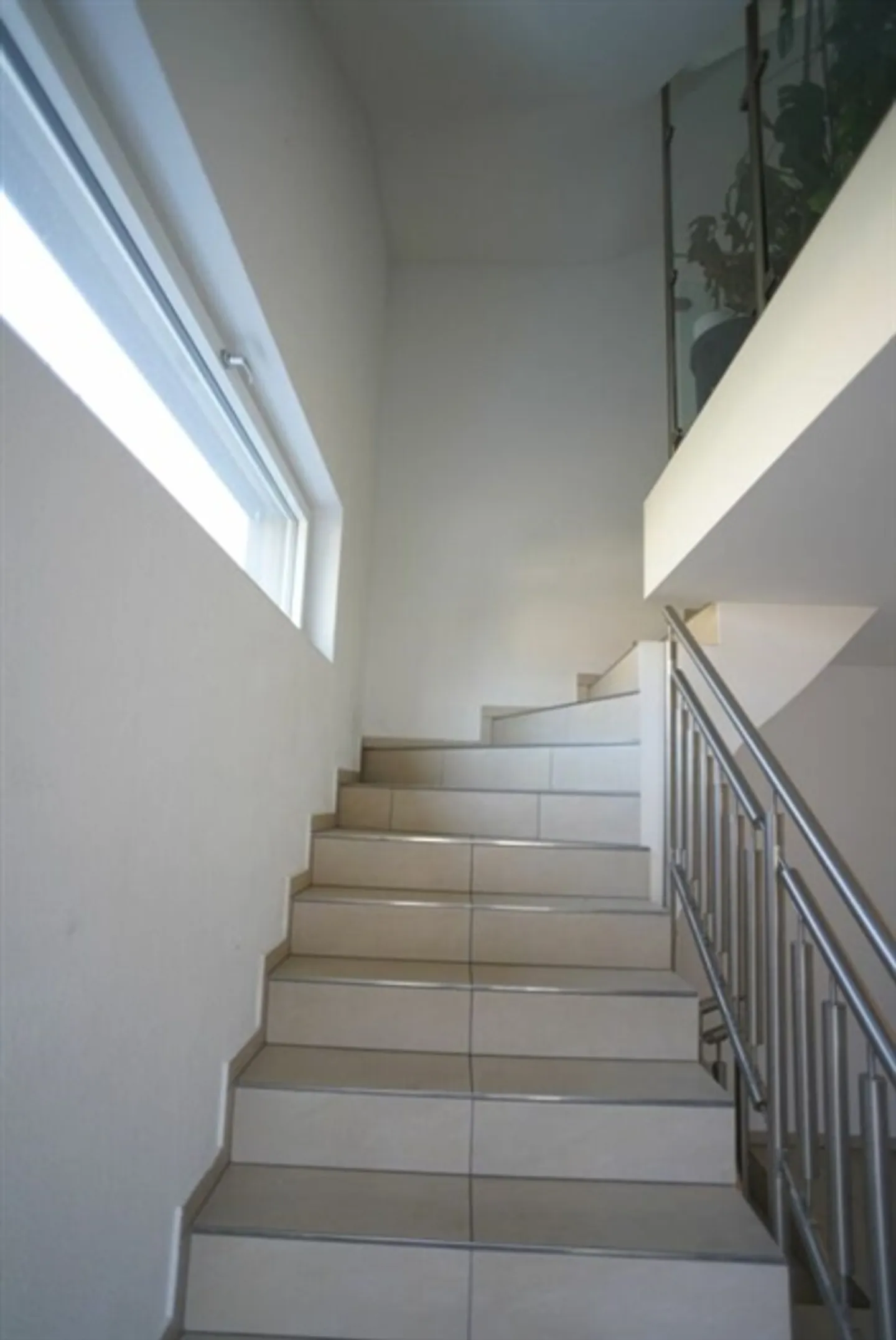 Two modern 3.5-room apartments in a very central and beautiful location - Photo 7 of 10