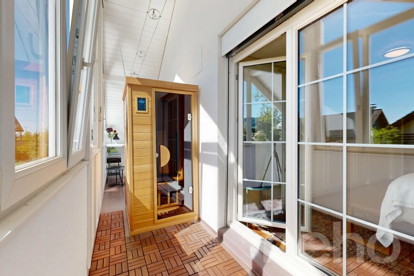 Stylish Country House Near the Lake - Photo 10 of 12