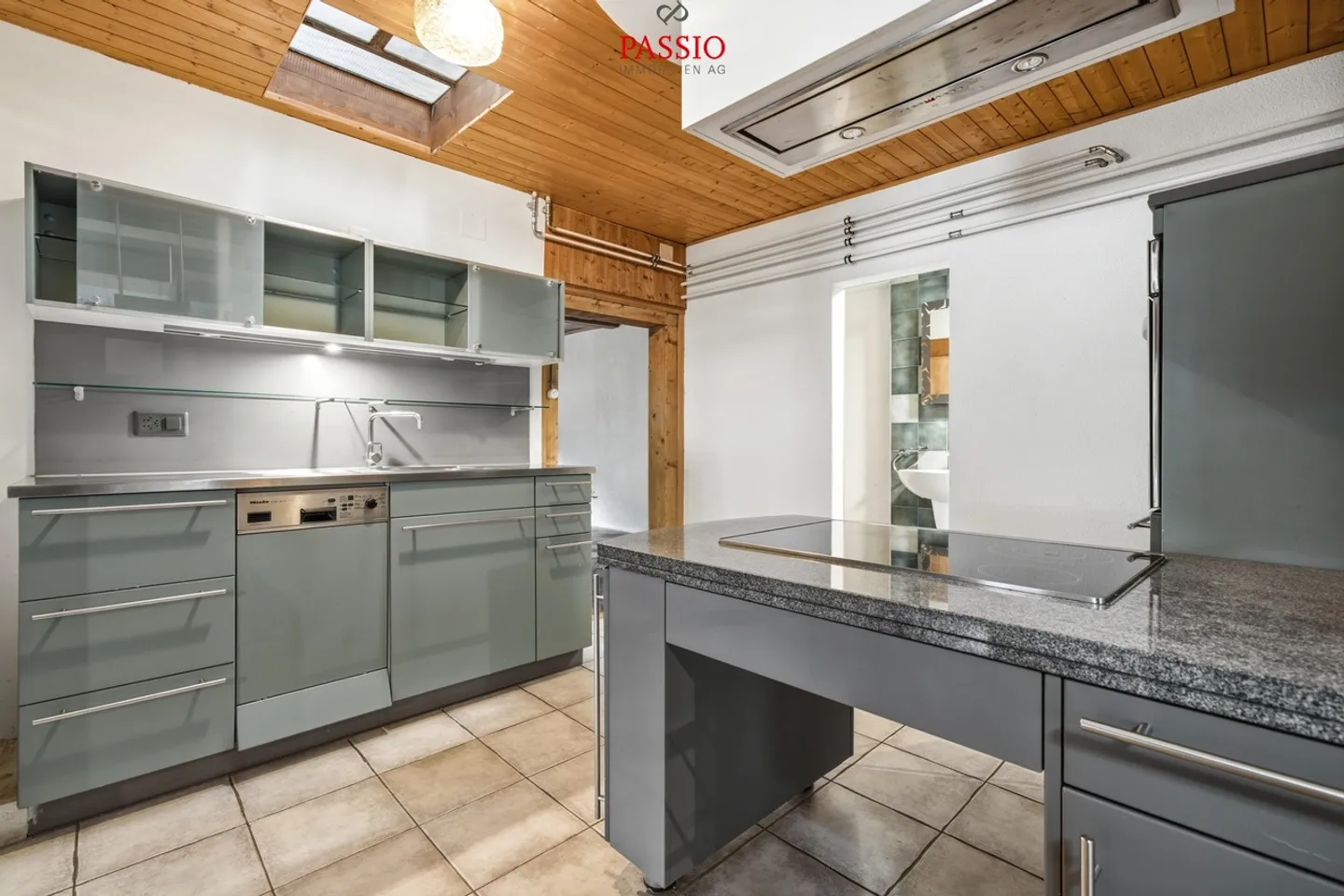 Incantevole casa bifamiliare con 4 camere da letto con vista sulla Jungfrau - Foto 5 di 35