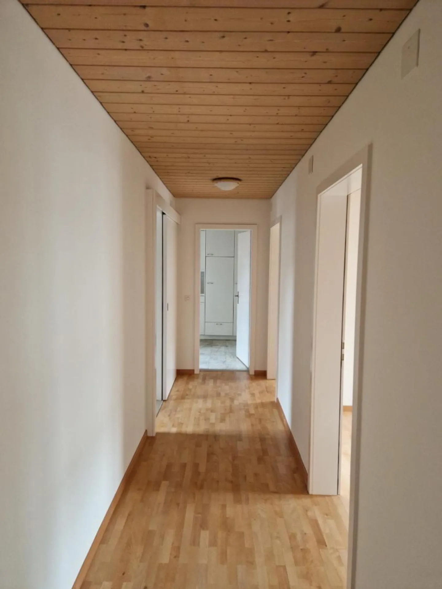 Appartamento 2.5 stanze - Foto 2 di 6