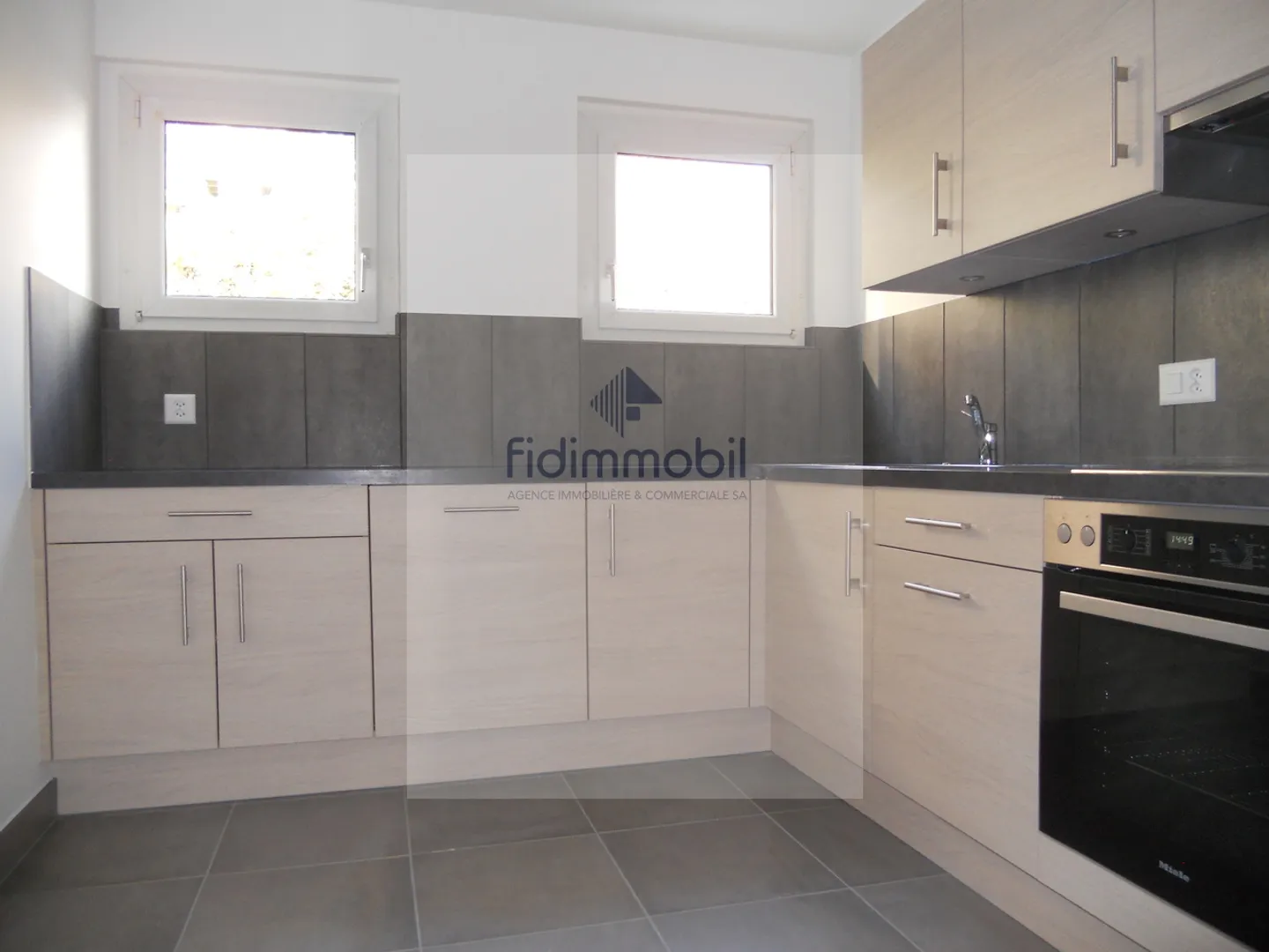 4-Zimmer-Wohnung mit herrlichem Blick auf den See - Foto 2 von 8
