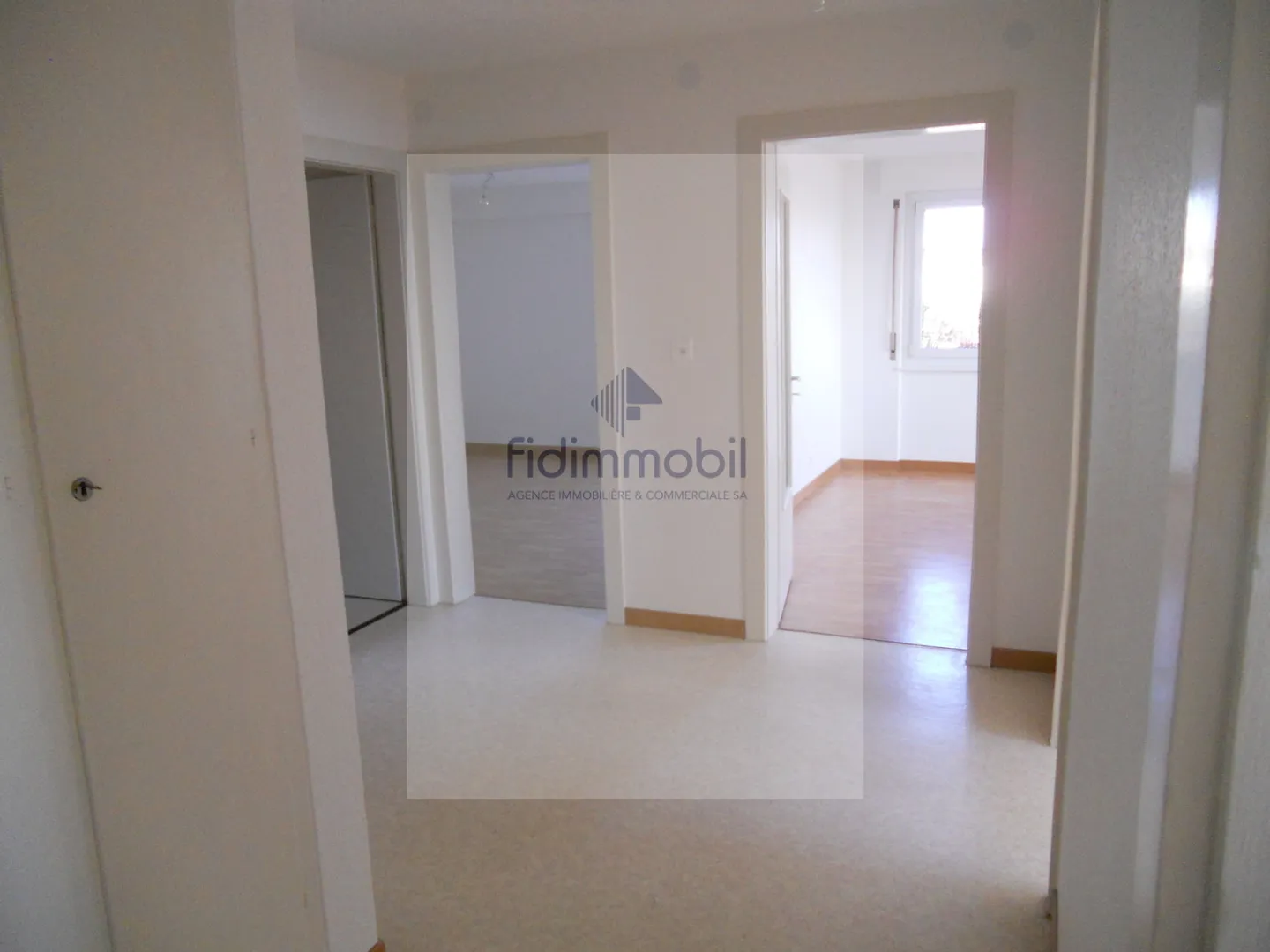 4-Zimmer-Wohnung mit herrlichem Blick auf den See - Foto 5 von 8