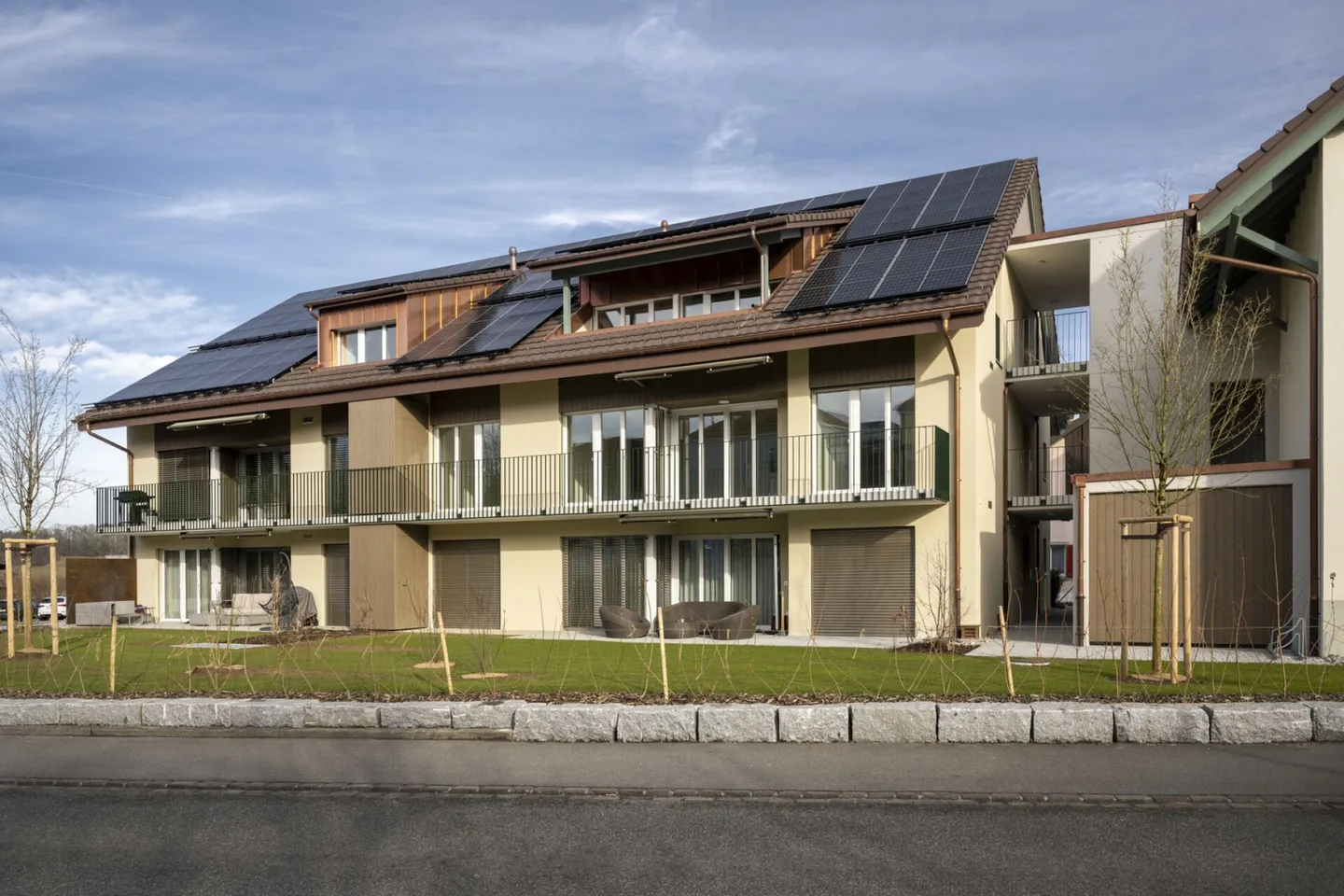 Appartement de jardin 4,5 pièces avec 2 espaces de sièges - Photo 12 sur 14