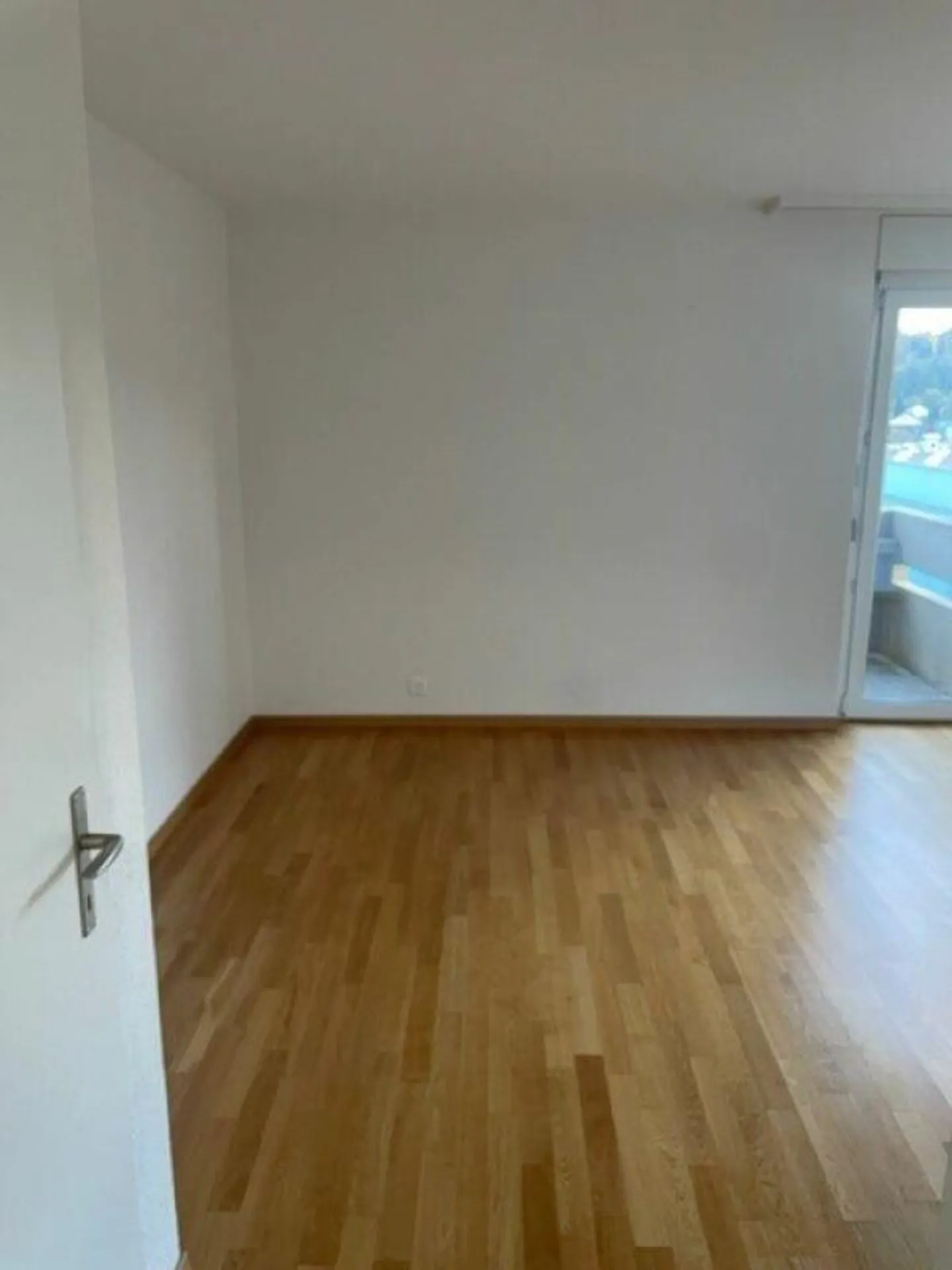 1 Room Apartment on the 4th Floor - Photo 3 of 6