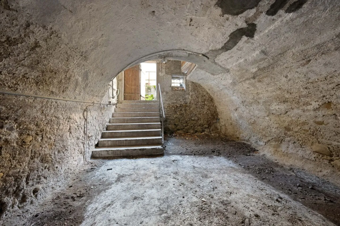 Row House - Photo 9 of 10