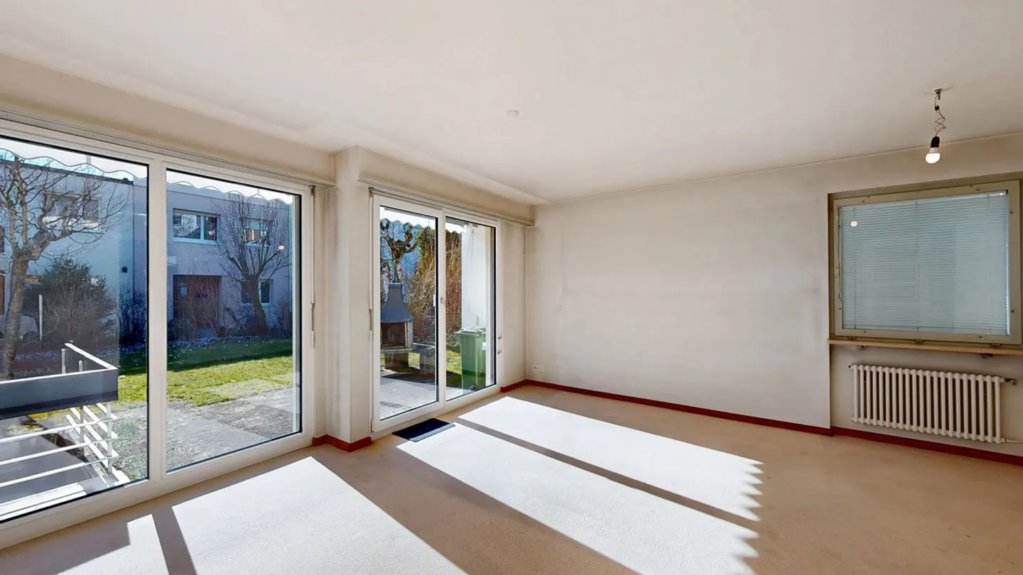 4.5-Room Semi-Detached House with Hobby Room and Parking Space - Photo 11 of 19