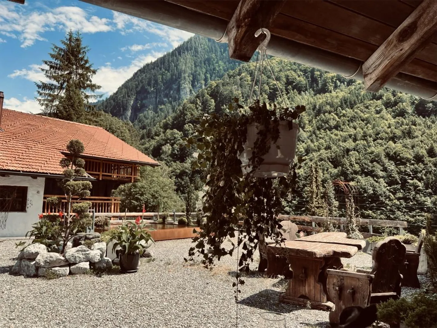 Oasis in the Bernese Oberland - Photo 15 of 18