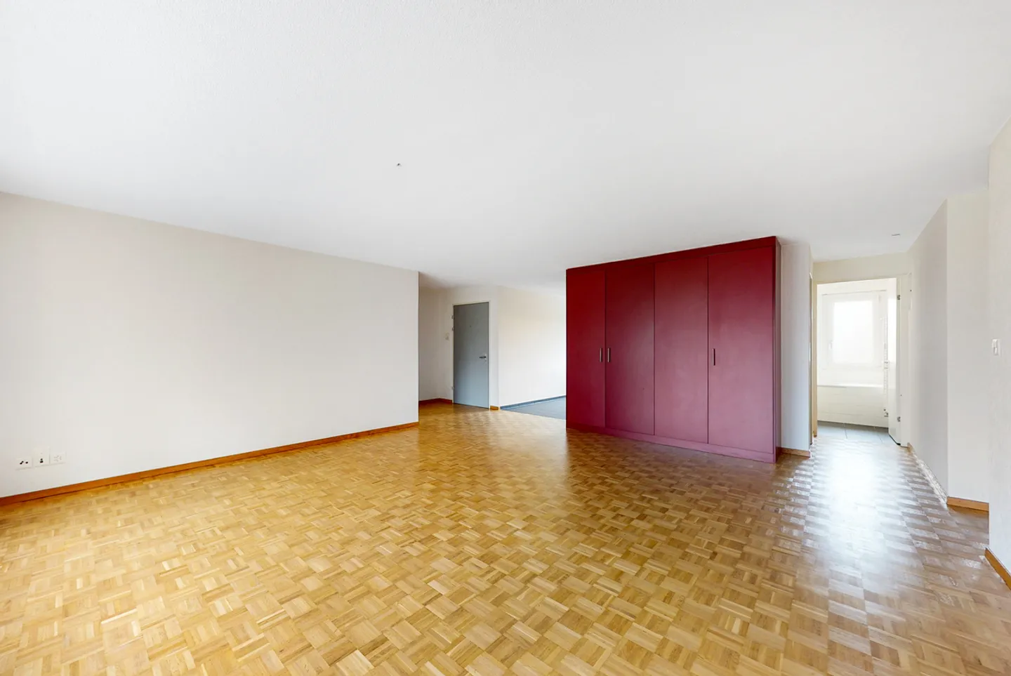 Appartement moderne 4 pièces - Photo 4 sur 13