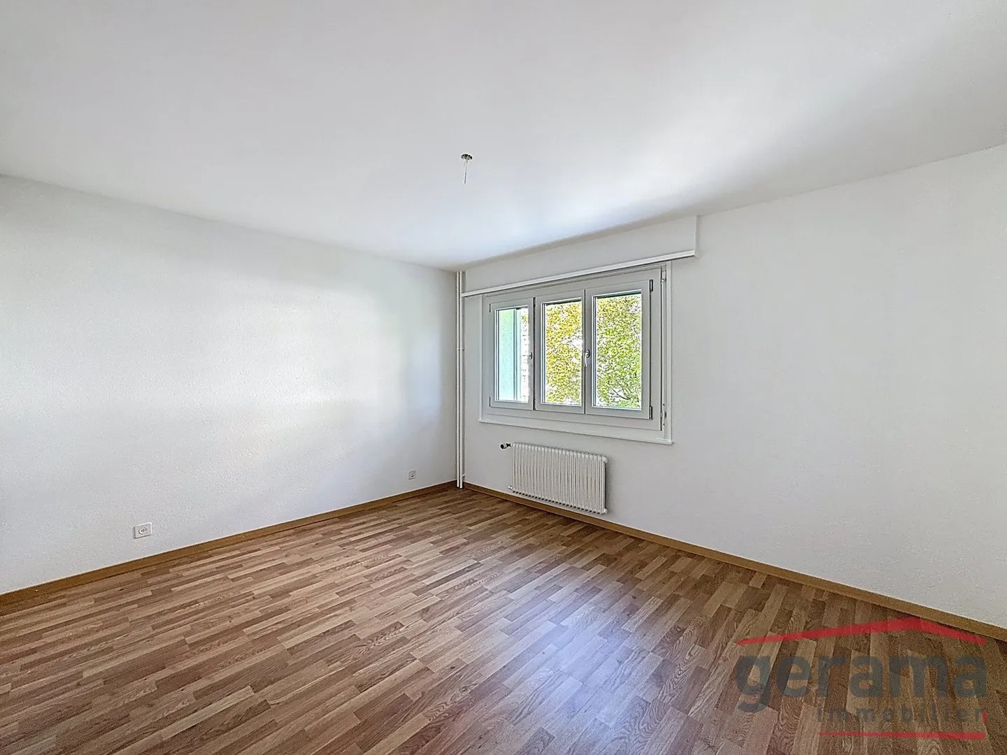 3.5 Room Apartment - Photo 3 of 8
