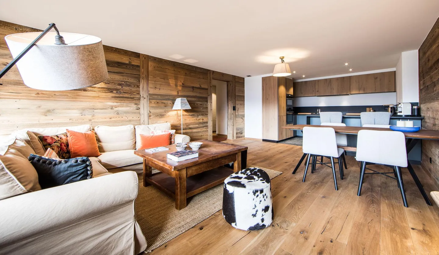 Magnificent 2-bedroom apartment in the center of Verbier with valley views - Photo 2 of 15