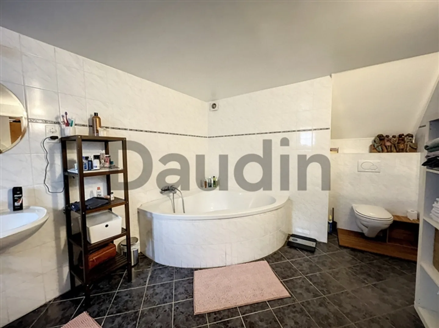 «3,5 Zimmer mit Charakter und einer Fläche von 73 m2 PSA im Zentrum des Dorfes» - Foto 4 von 8