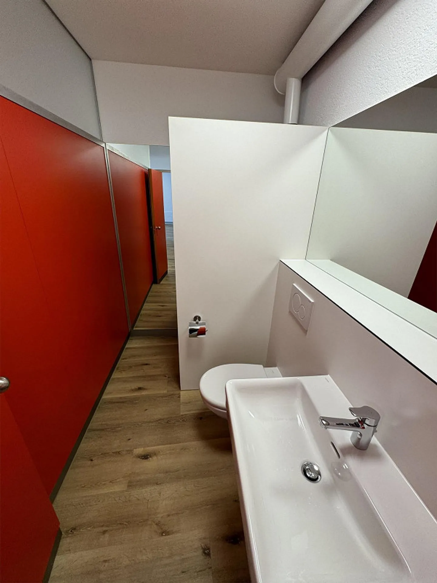 Atelier moderne au centre de Herisau - Photo 4 sur 9