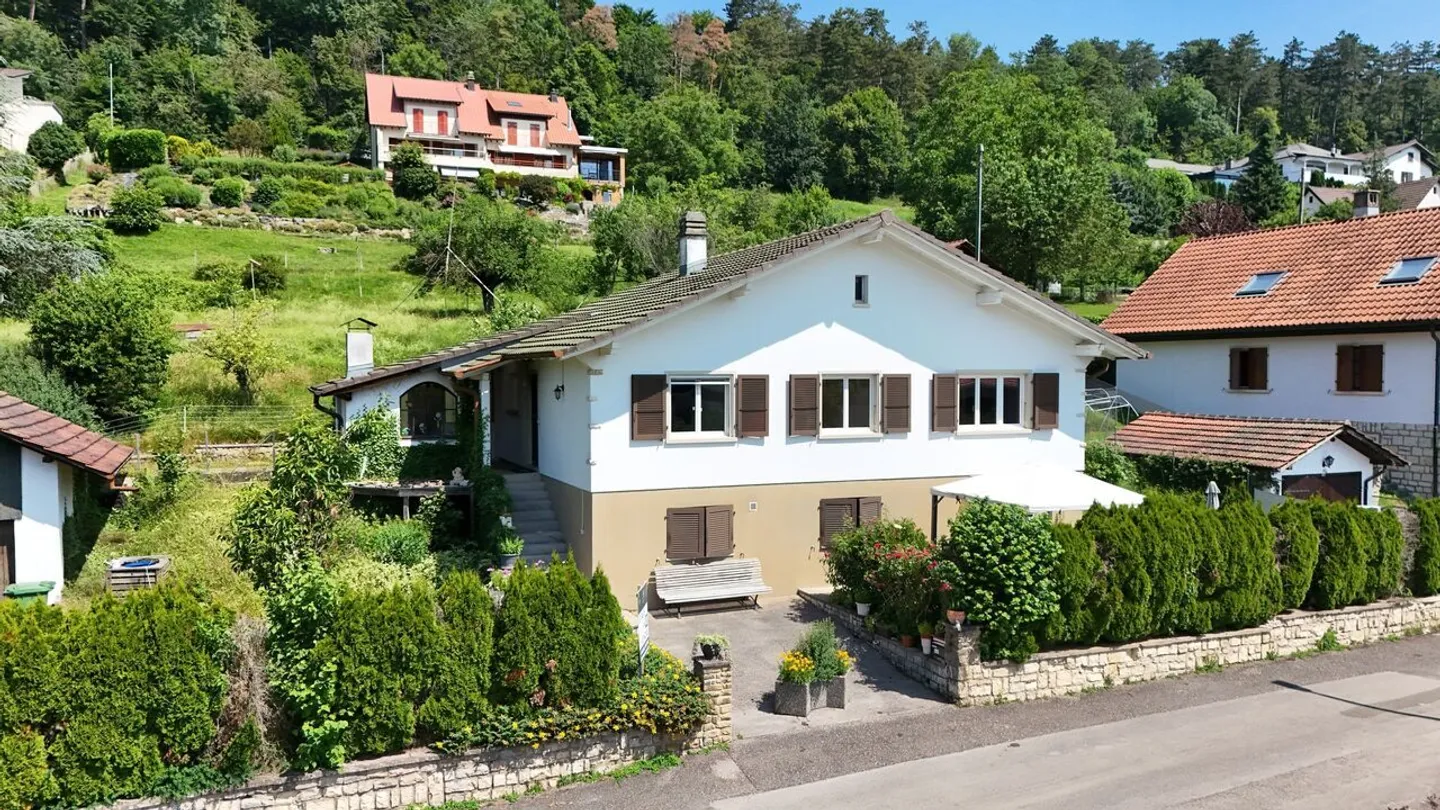 Maison 9 pièces - Photo 1 sur 10