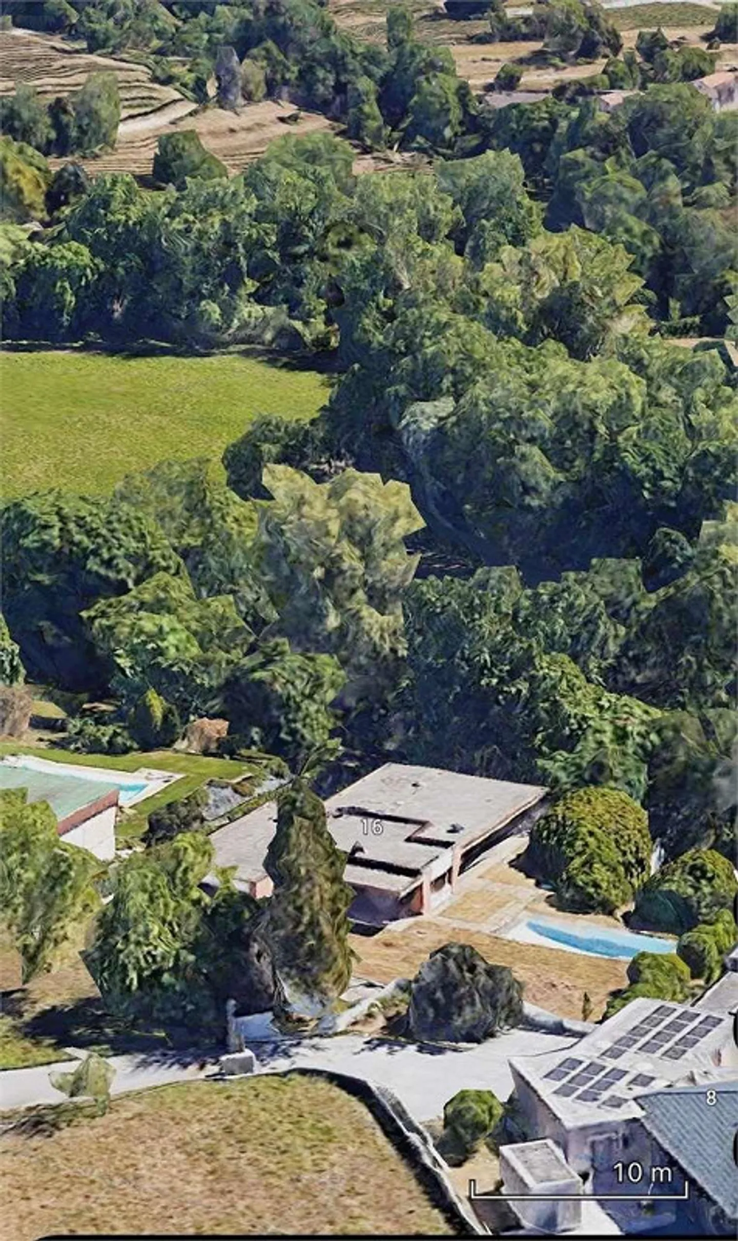 Geräumige Villa mit Schwimmbad - Foto 5 von 6