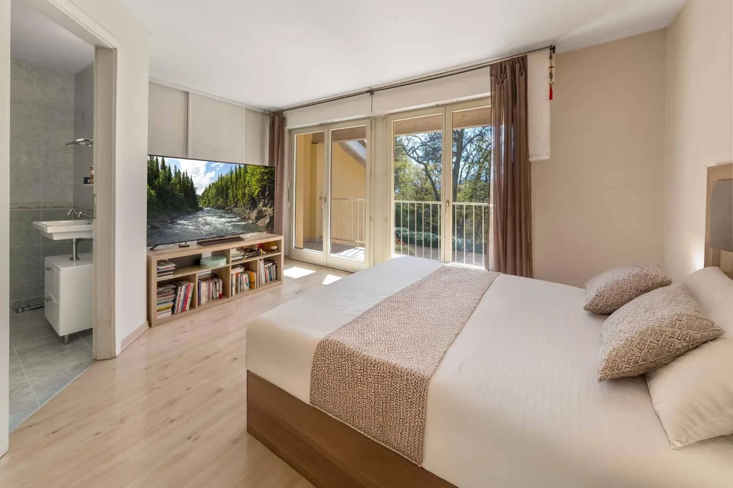 Incantevole Casa a Vandoeuvres - Foto 3 di 5