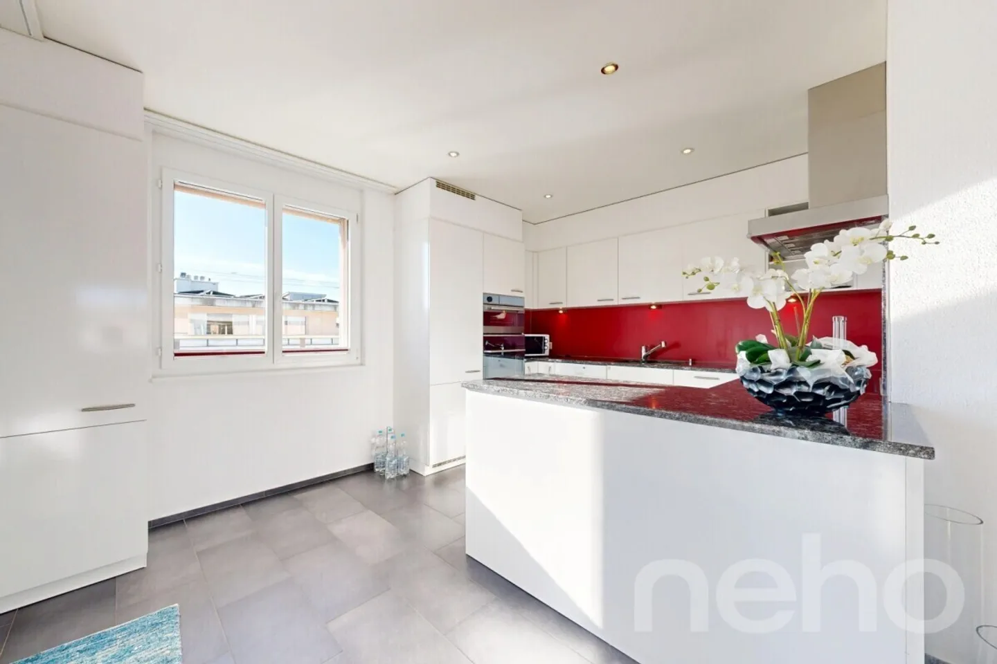 Spacious 5.5-room penthouse apartment with lift directly into the apartment - Photo 4 of 12