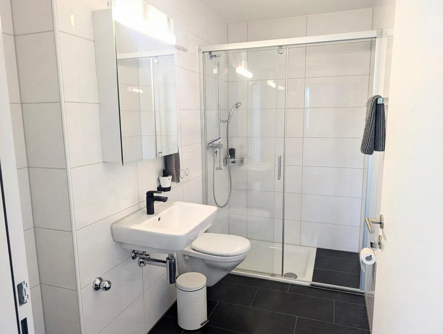 Grosszügige 3.5 Zimmer Wohnung - Foto 3 von 7