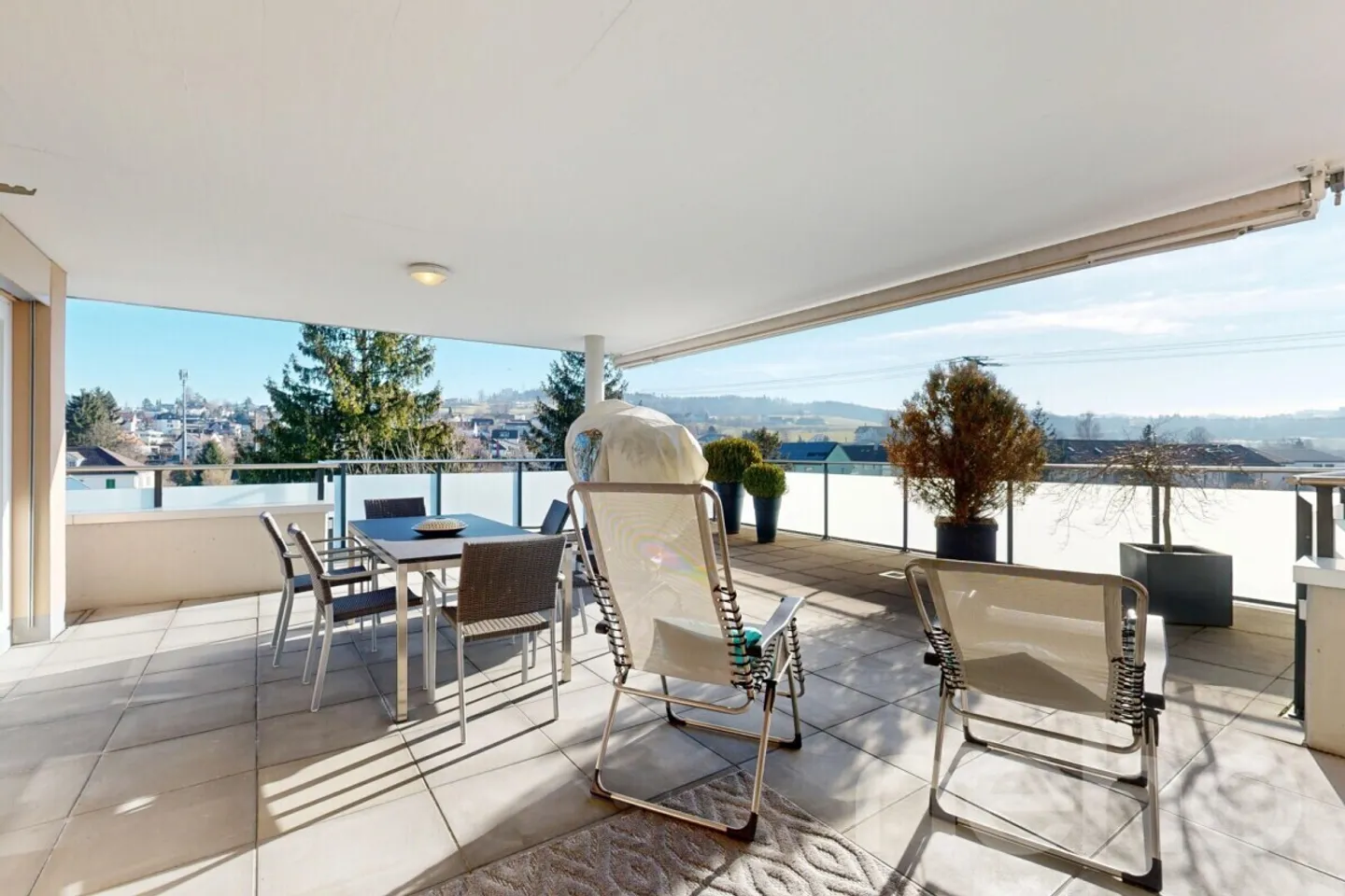 Spacious 5.5-room penthouse apartment with lift directly into the apartment - Photo 10 of 12