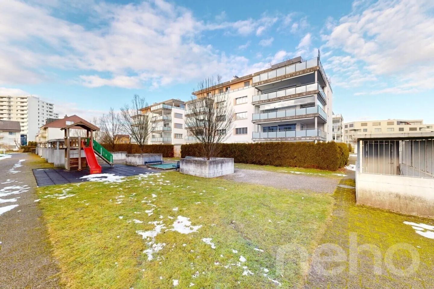 Spacious 5.5-room penthouse apartment with lift directly into the apartment - Photo 11 of 12