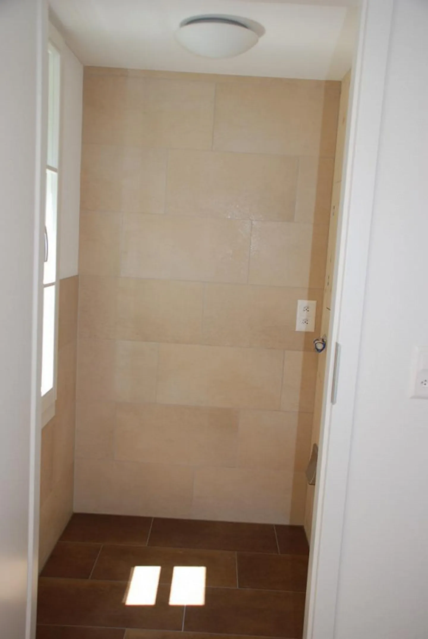 Appartamento attico di 4 camere da letto in affitto - Foto 9 di 12