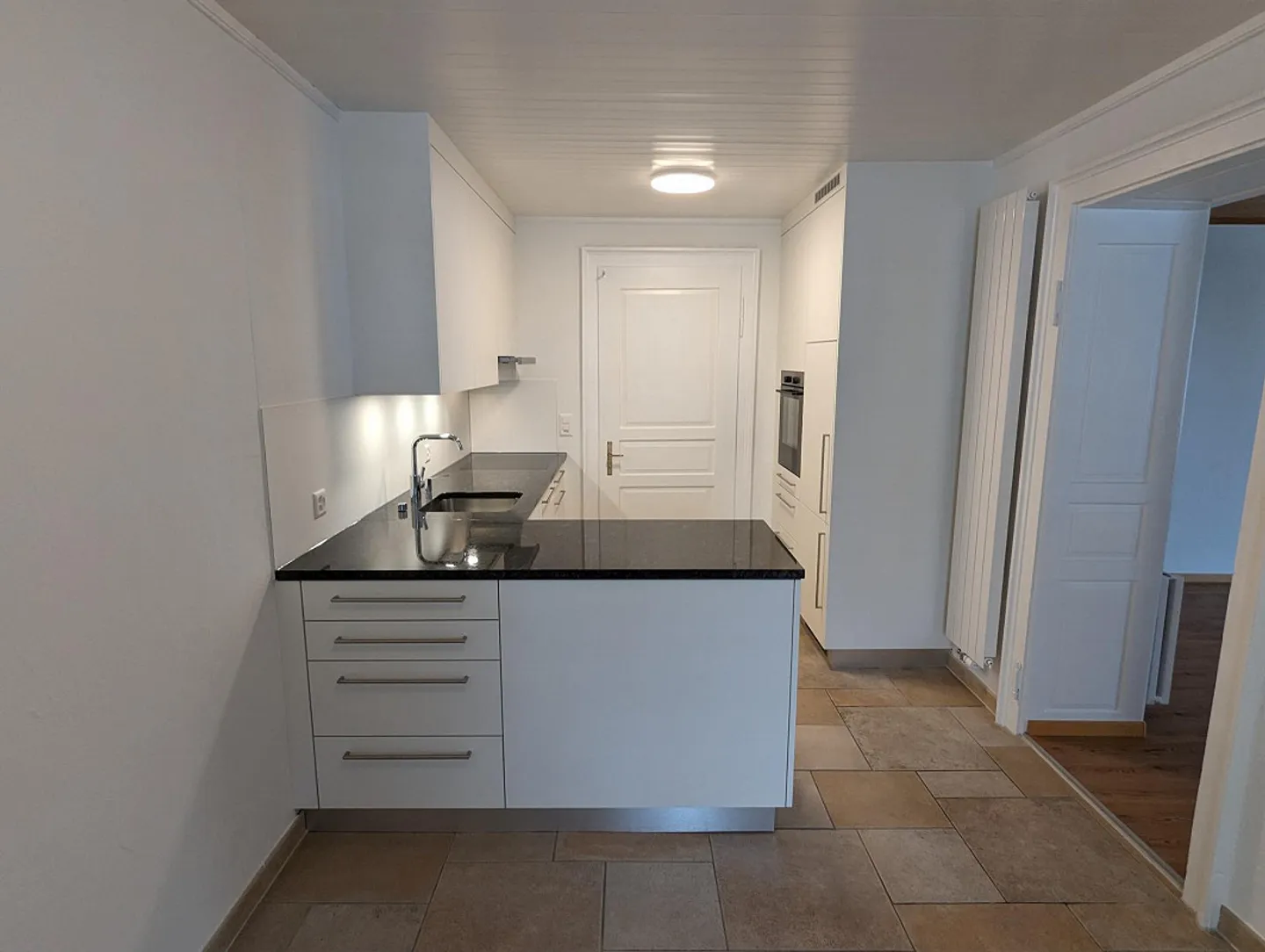 Temporarily for rent: Beautiful 4.5-room apartment in the heart of Davos - Photo 2 of 17