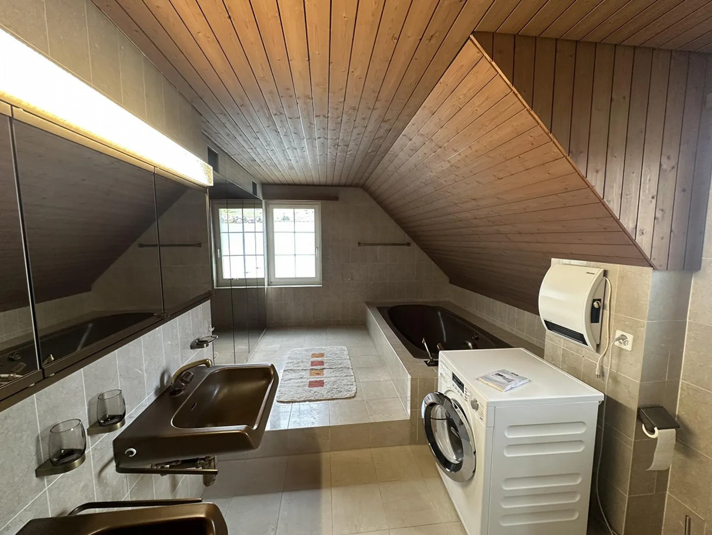 Appartamento mansardato di 3,5 stanze in affitto - Foto 5 di 7