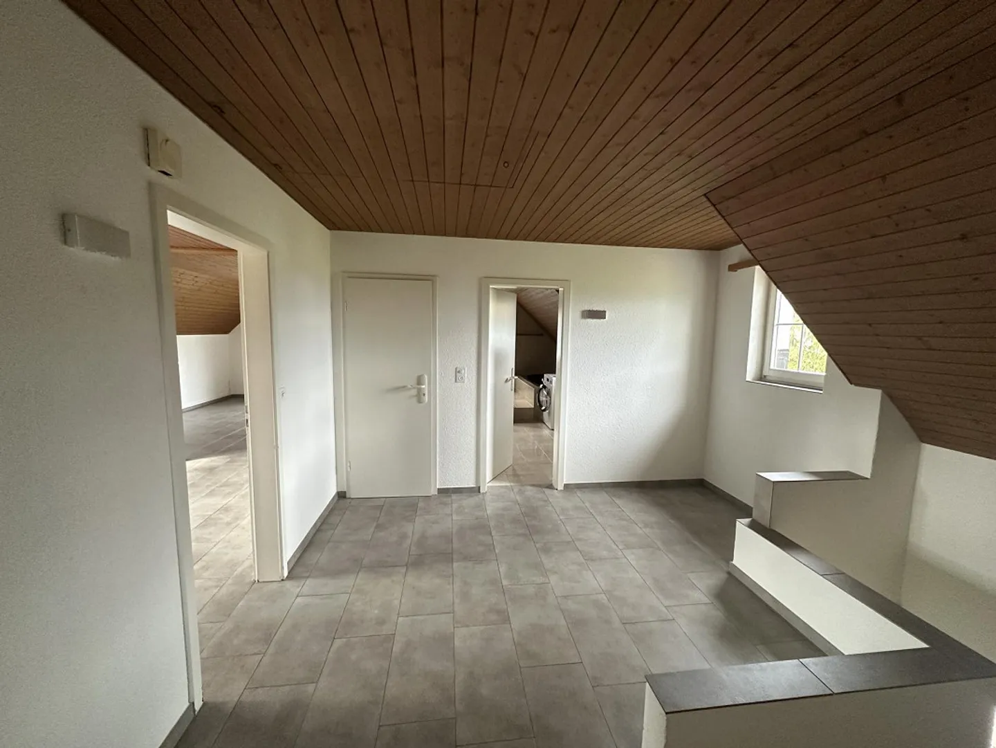 Appartamento mansardato di 3,5 stanze in affitto - Foto 7 di 7